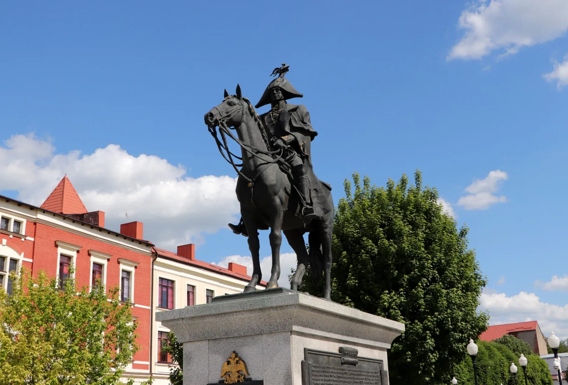 Жемчужины востока: г. Гвардейск + замок Тапиау и г. Черняховск