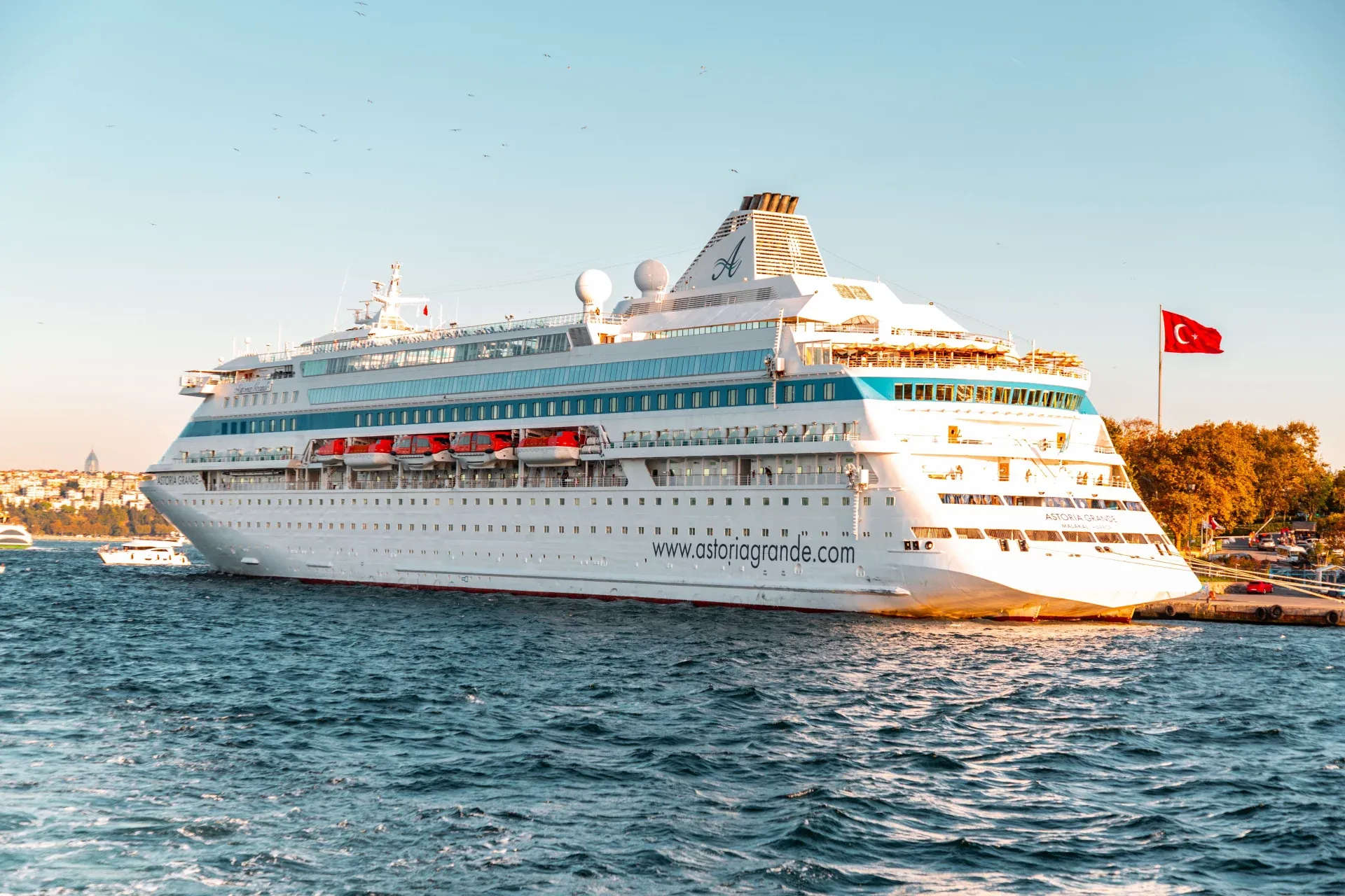 Морской круиз из Сочи в Турцию и Грецию!