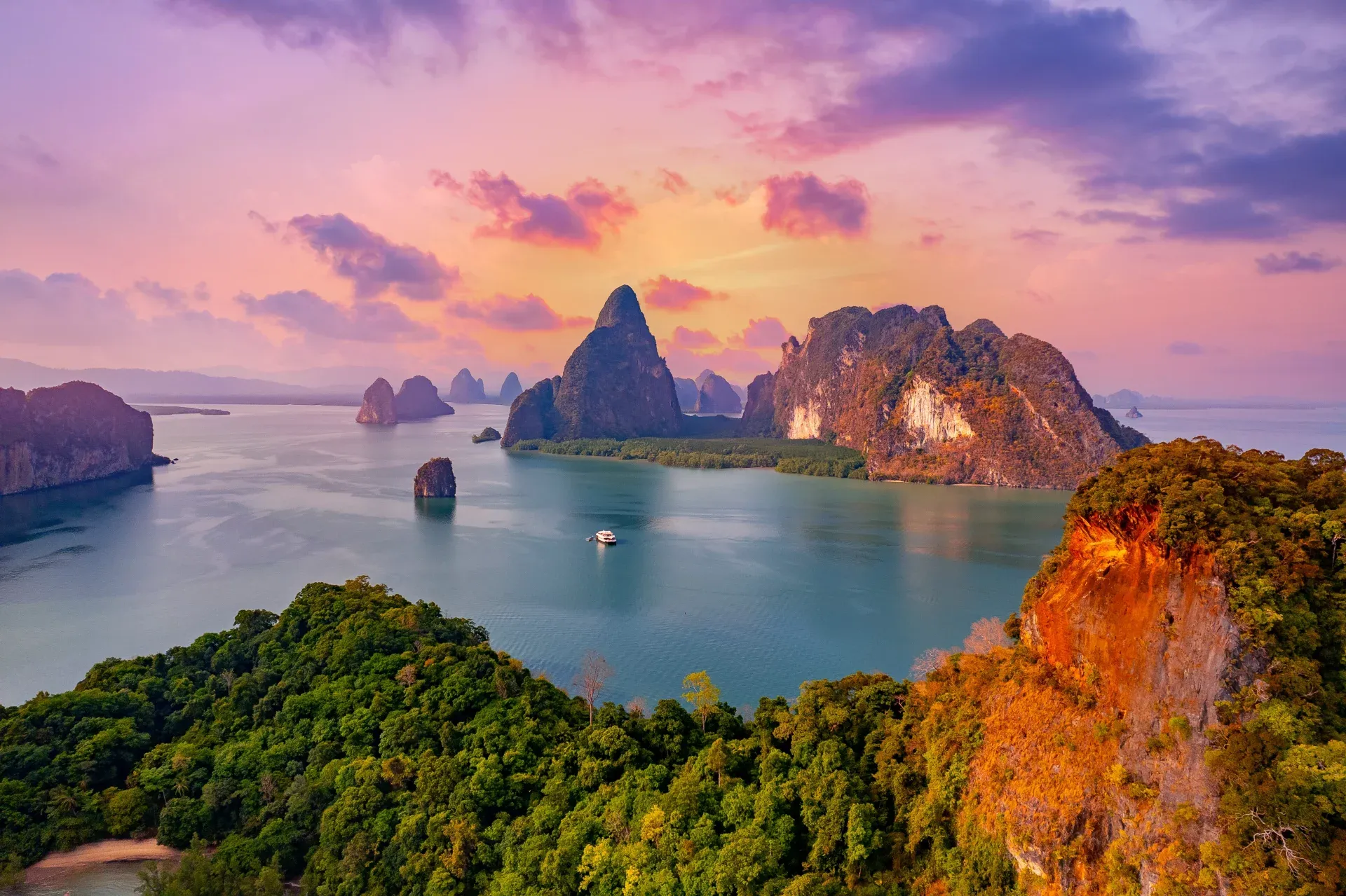 Отдых на Пхукете с вылетом из Калининграда через Москву в марте