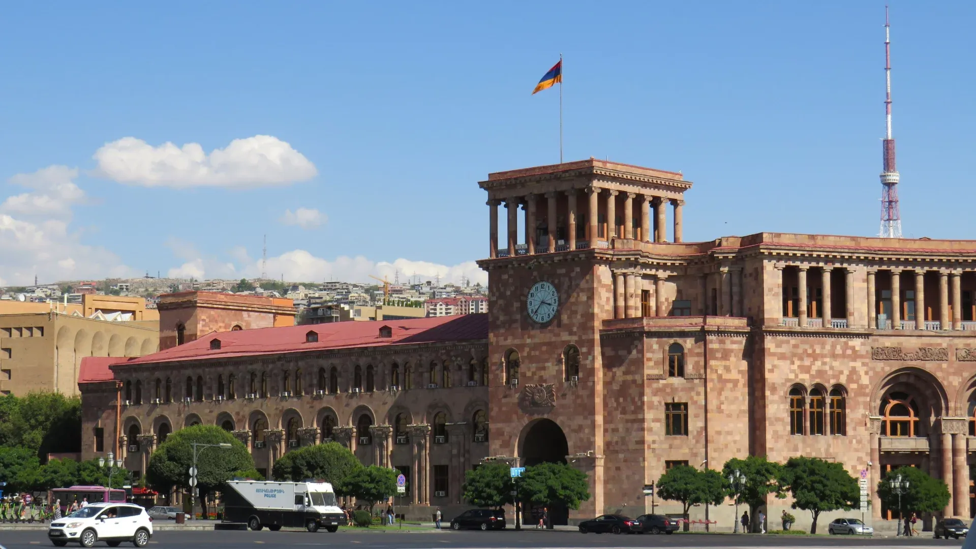 Экскурсионный тур В Армению и Грузию без перелета