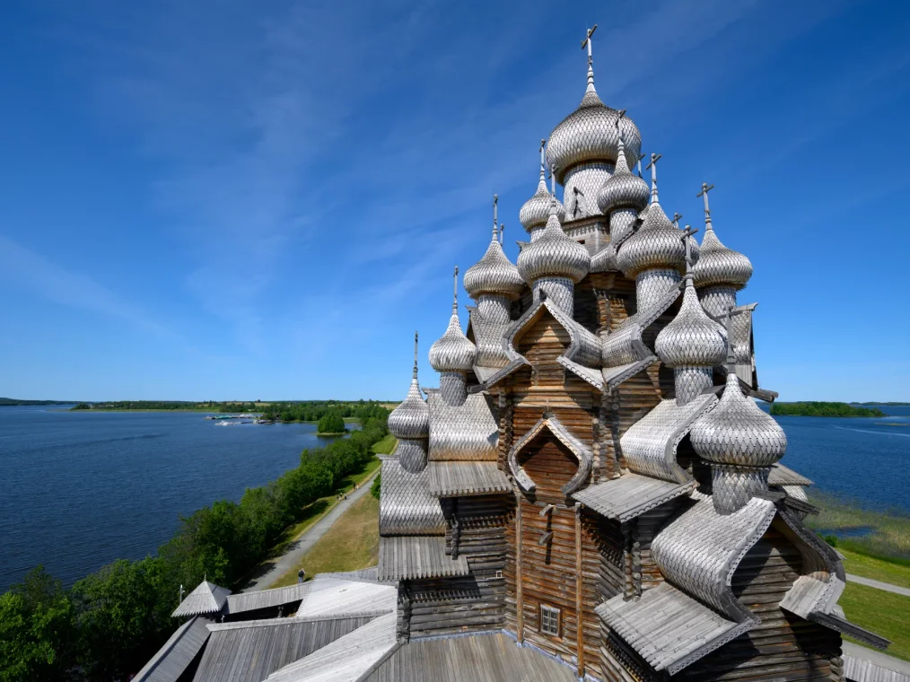 Тур 2 в 1: Петербург и Рускеальская сказка