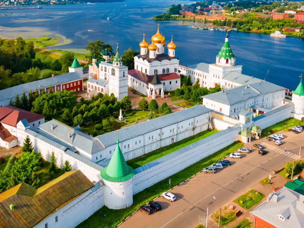 Кострома для всей семьи