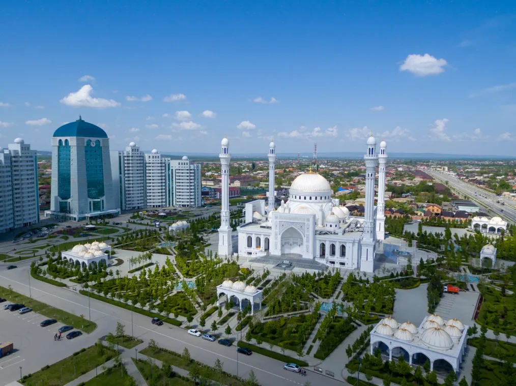 Две республики: Чечня и Дагестан